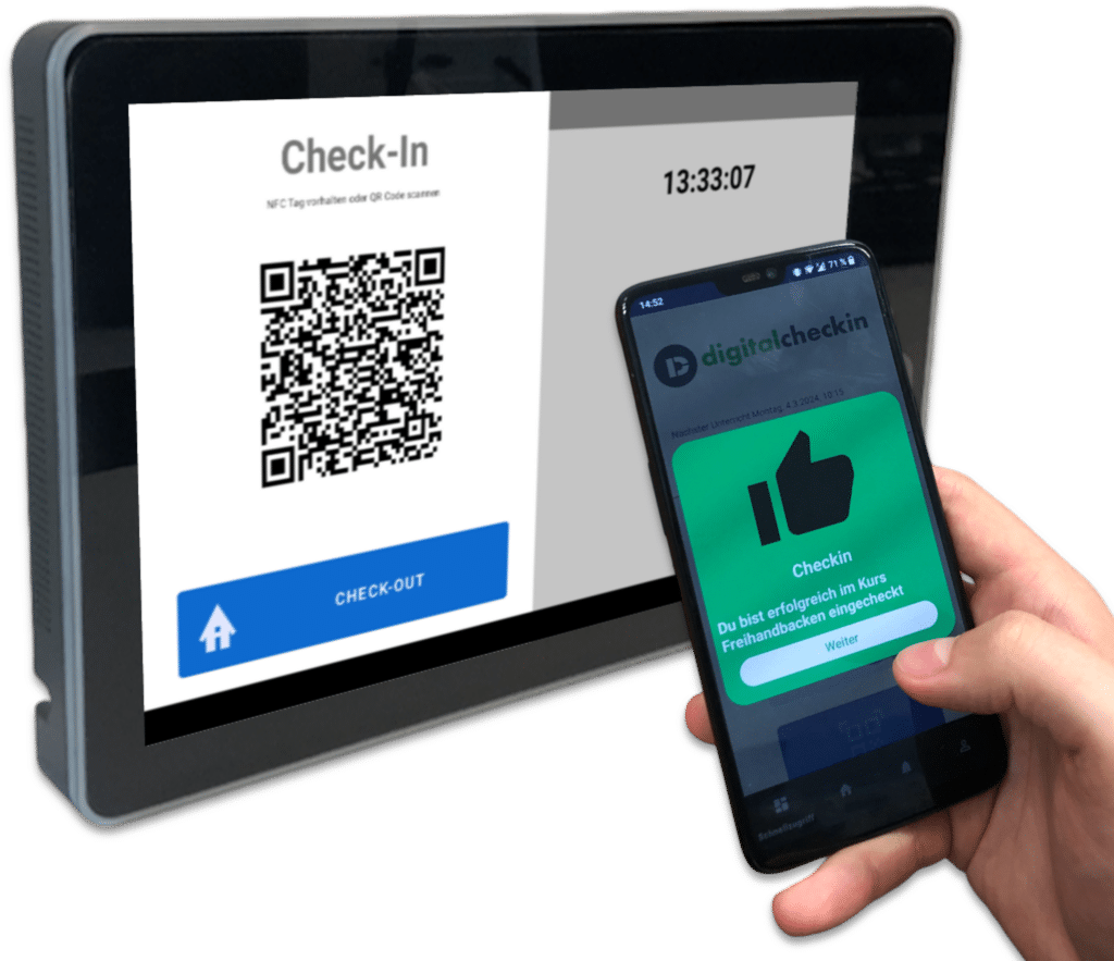 Person scannt einen QR-Code mit einem Handy zur Erfassung der Anwesenheit bei der Schulsoftware von DigitalCheckIn